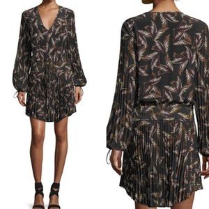 ALC - A.L.C. 100% Silk Rory V-Neck Split-Sleeve Pleated Dress Palm Fronds size 2